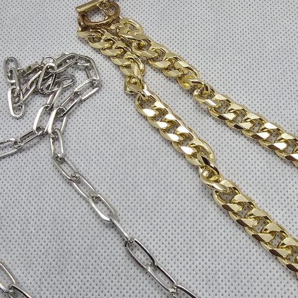 Lot of 2 Fashion Necklaces - Picture 3 of 3